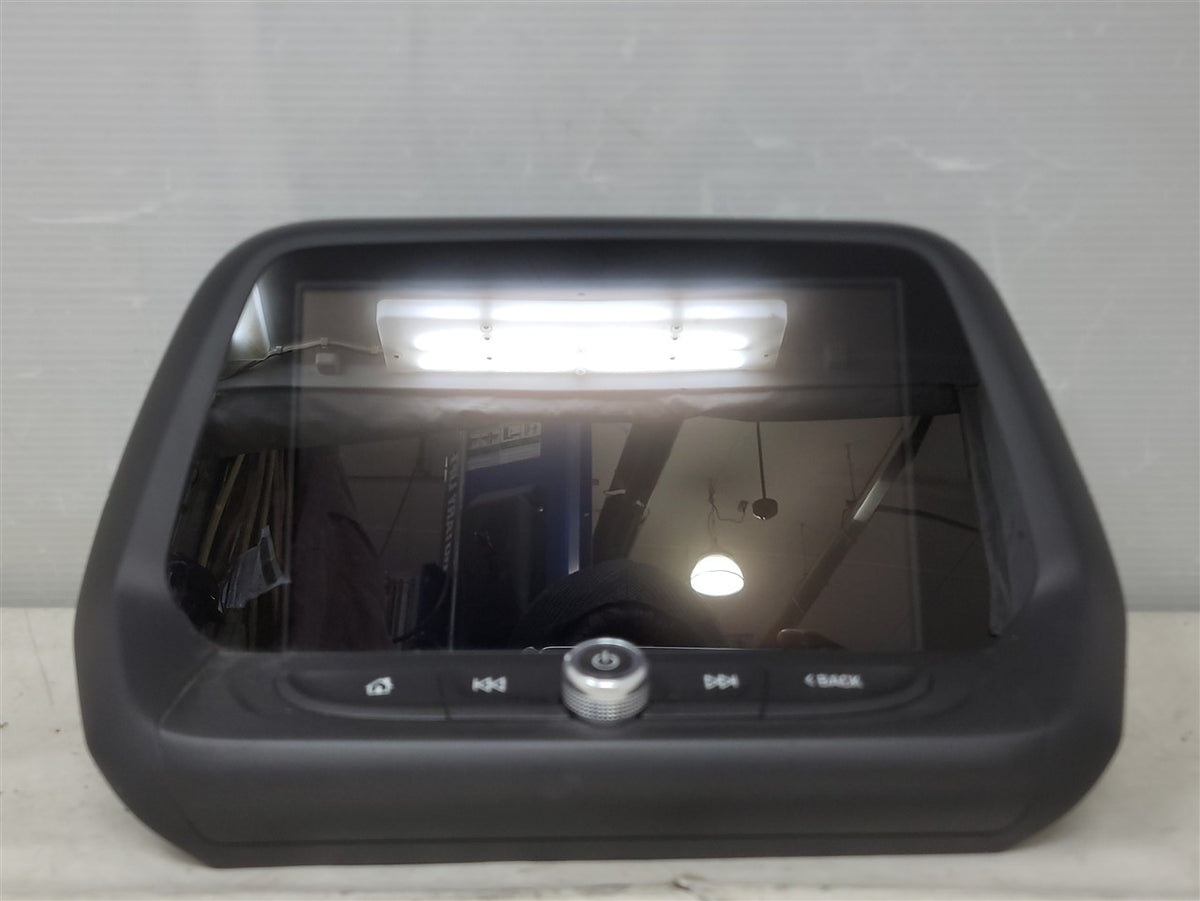Used OEM 2016 CAMARO 8 0 IN RADIO DISPLAY SCREEN WITH AMBIENT LIGHT, actual item photo 1