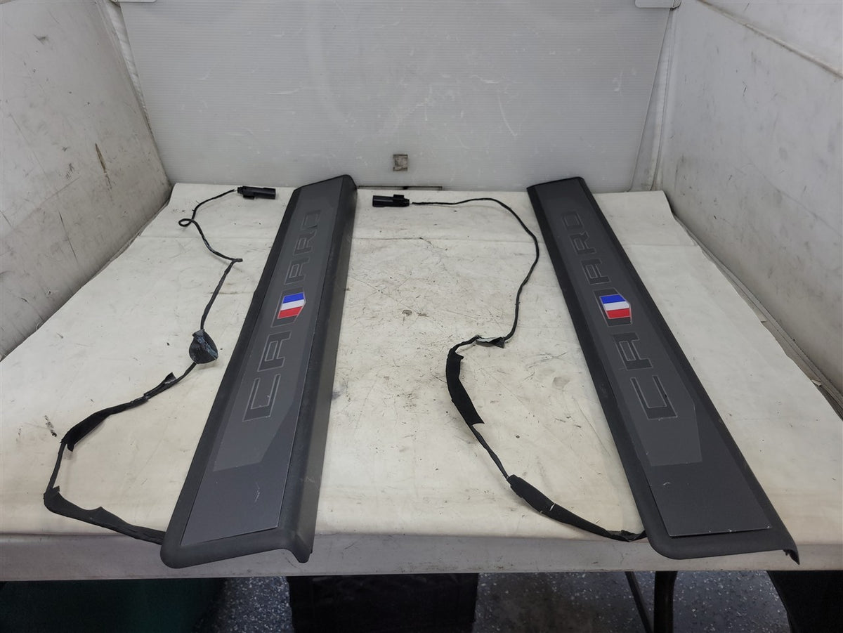 Used OEM 2016-2024 CAMARO LIGHTED DOOR SILL TRIM SCUFF PLATES PAIR, actual item photo 5