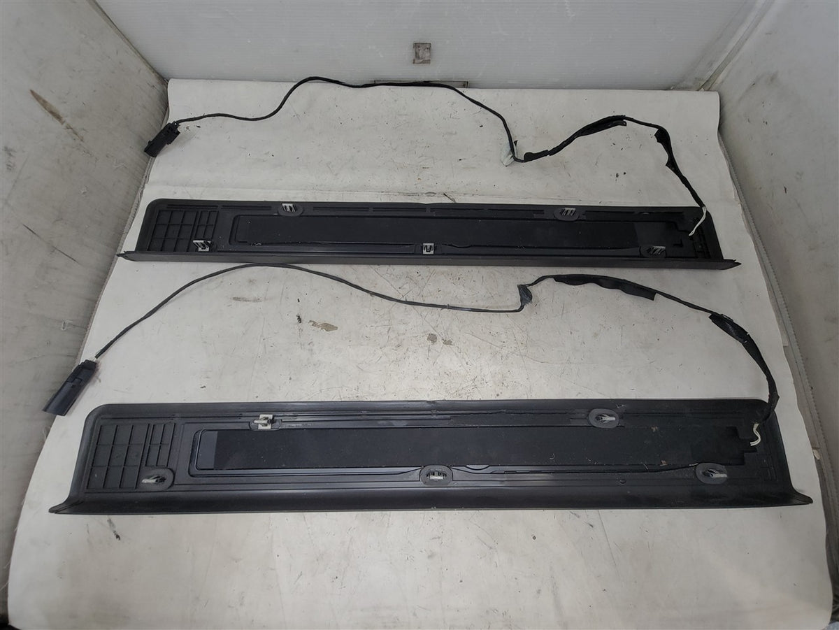 Used OEM 2016-2024 CAMARO LIGHTED DOOR SILL TRIM SCUFF PLATES PAIR, actual item photo 6