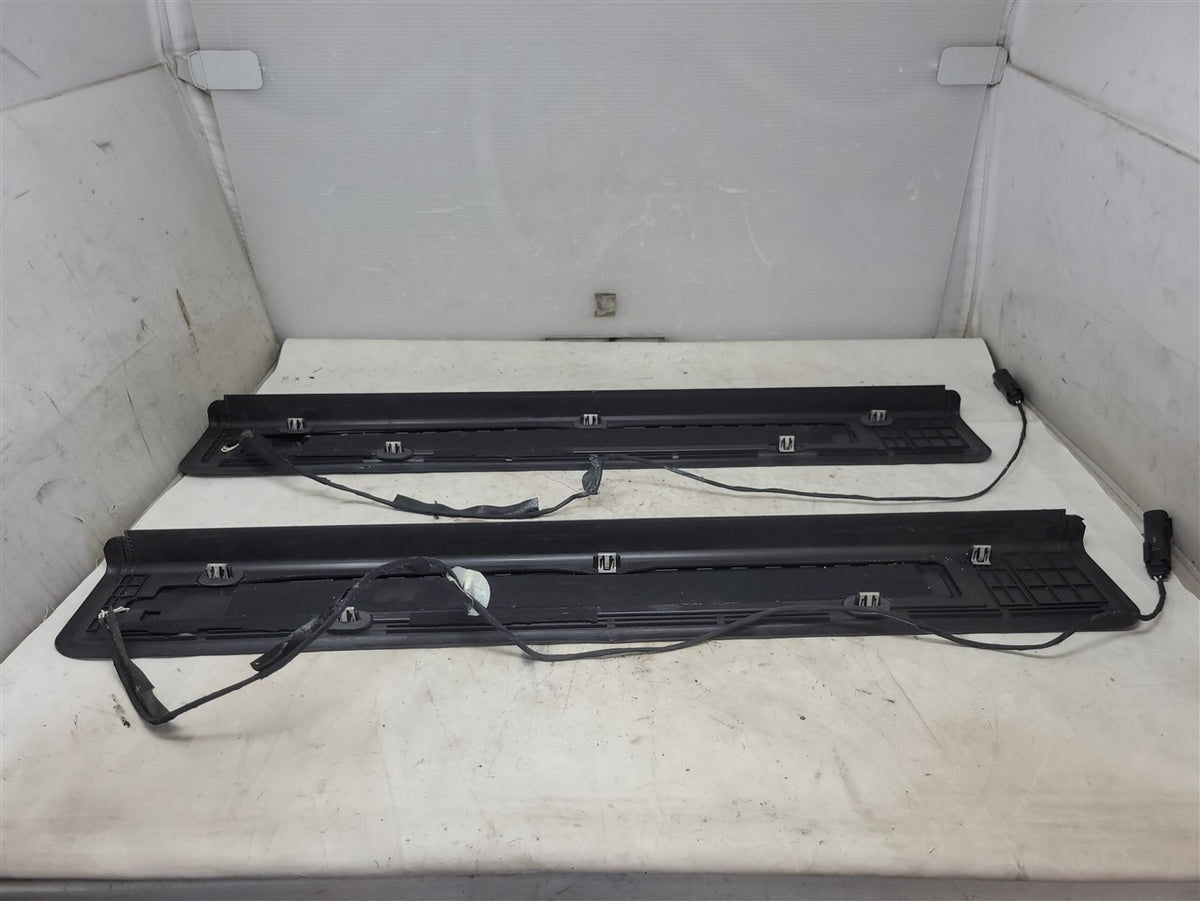 Used OEM 2016-2024 CAMARO LIGHTED DOOR SILL TRIM SCUFF PLATES PAIR, actual item photo 8