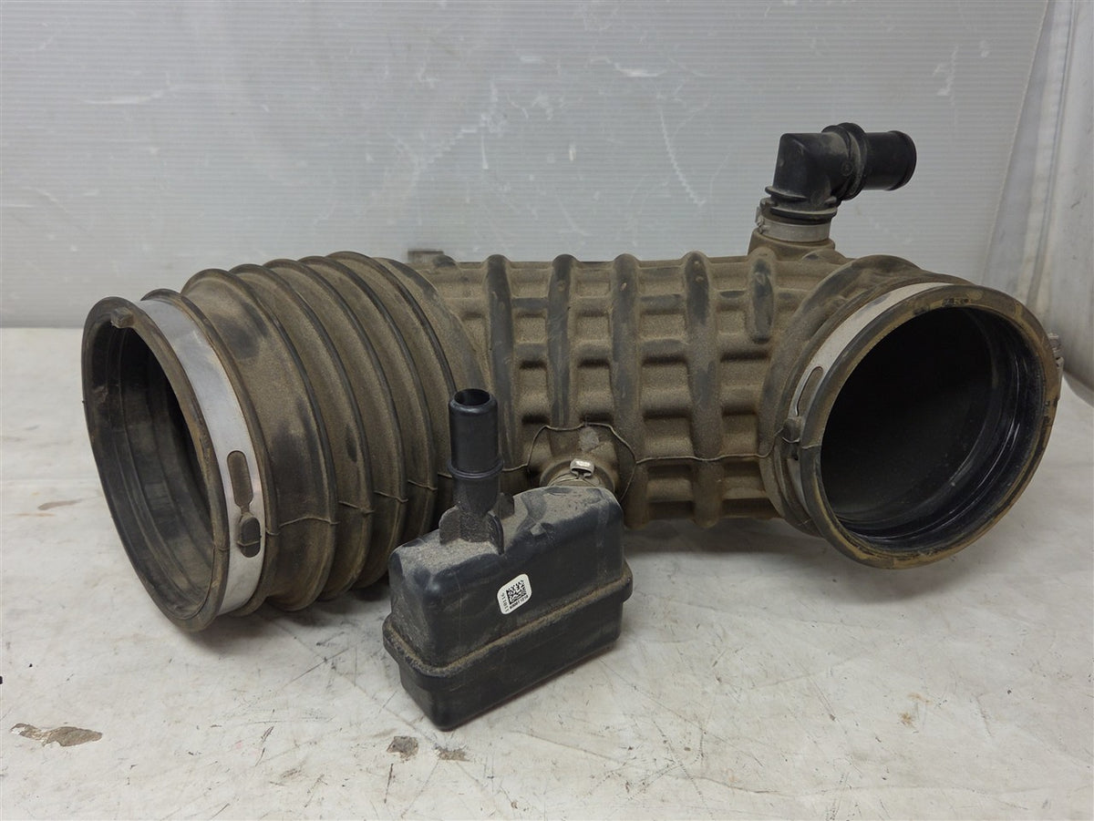 Used OEM 2016-2024 CAMARO SS AIR INTAKE ELBOW 6 2L OEM 84468185, actual item photo 1