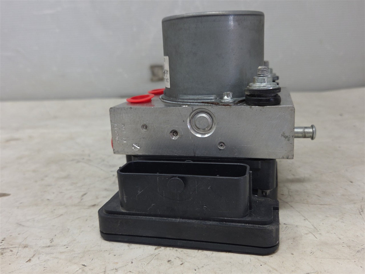 Used OEM 2016 CAMARO SS 6 2L ABS PUMP AND MODULE 23414639, actual item photo 6