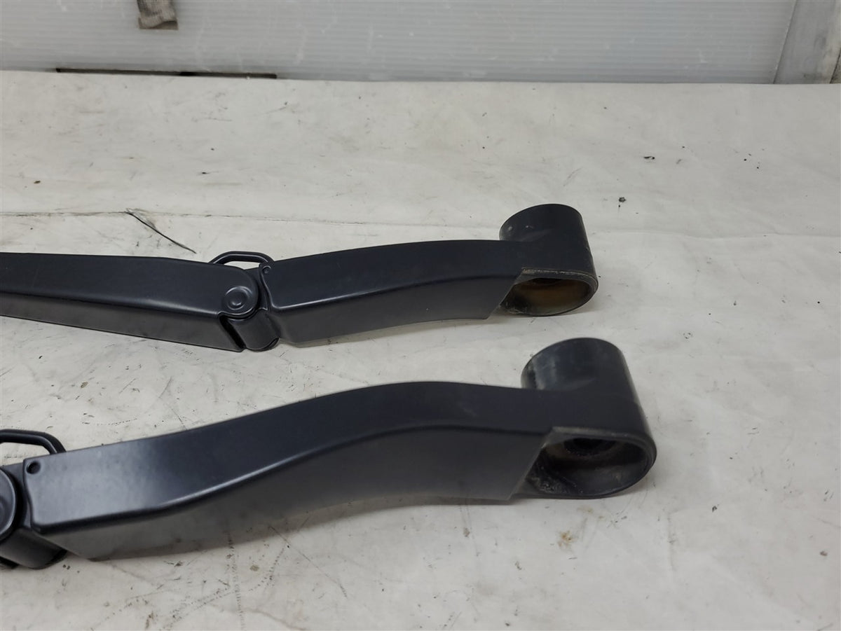 Used OEM 2016-2024 CAMARO WINDSHIELD WIPER ARMS PAIR LH RH BLACK, actual item photo 3