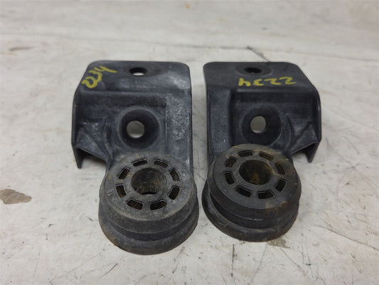 Used OEM 2016-2024 CAMARO SS ZL1 UPPER RADIATOR MOUNTS PAIR BLACK, actual item photo 1