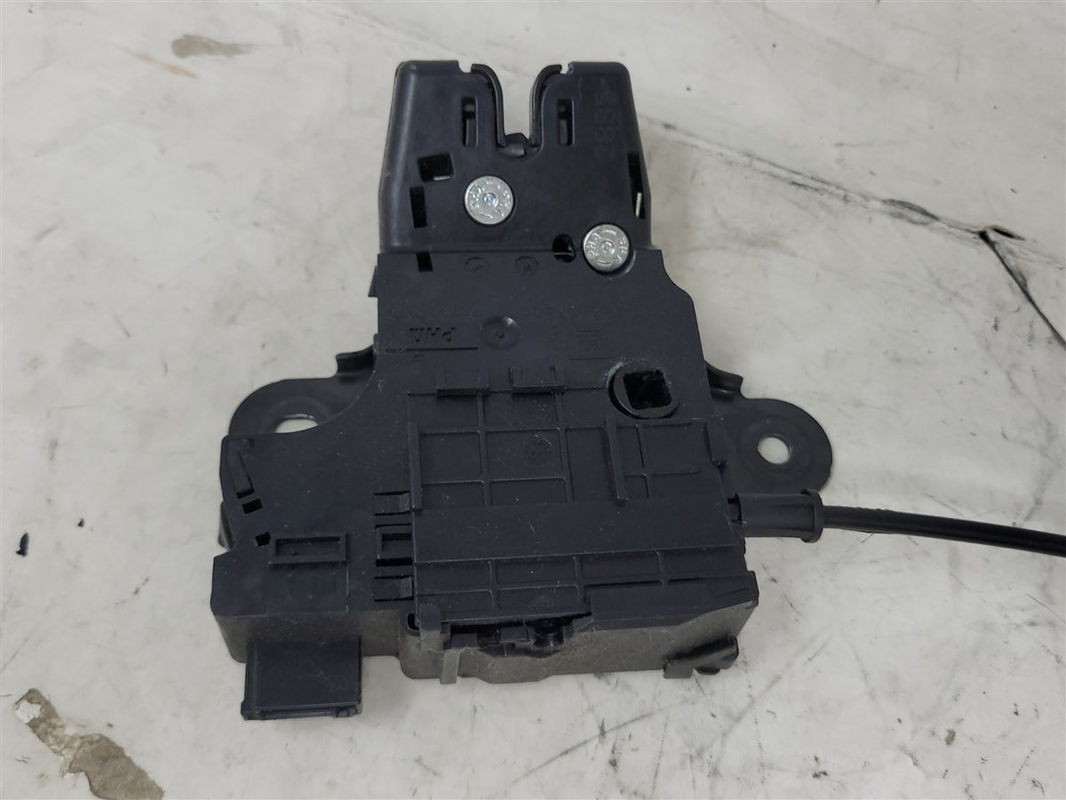 Used OEM 2016-2024 CAMARO REAR DECKLID LATCH BLACK 13513995, actual item photo 4