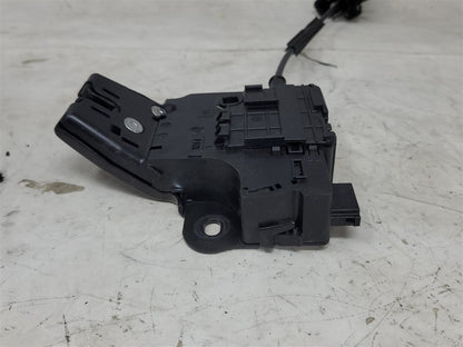 Used OEM 2016-2024 CAMARO REAR DECKLID LATCH BLACK 13513995, actual item photo 5