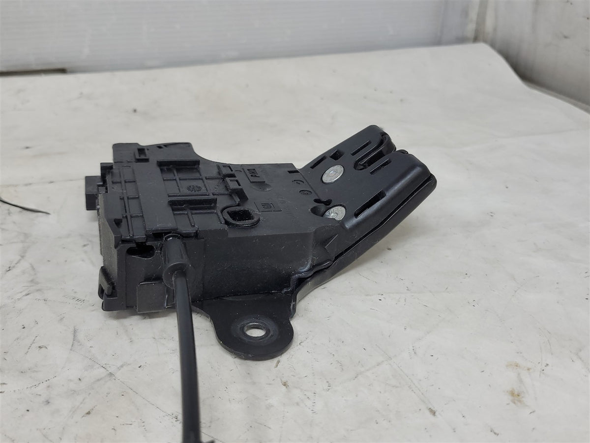 Used OEM 2016-2024 CAMARO REAR DECKLID LATCH BLACK 13513995, actual item photo 7