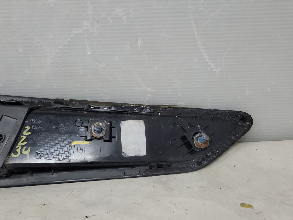 Used OEM 2016-2018 CAMARO SS HOOD SCOOP PASSENGER RH BLACK 23403776, actual item photo 8