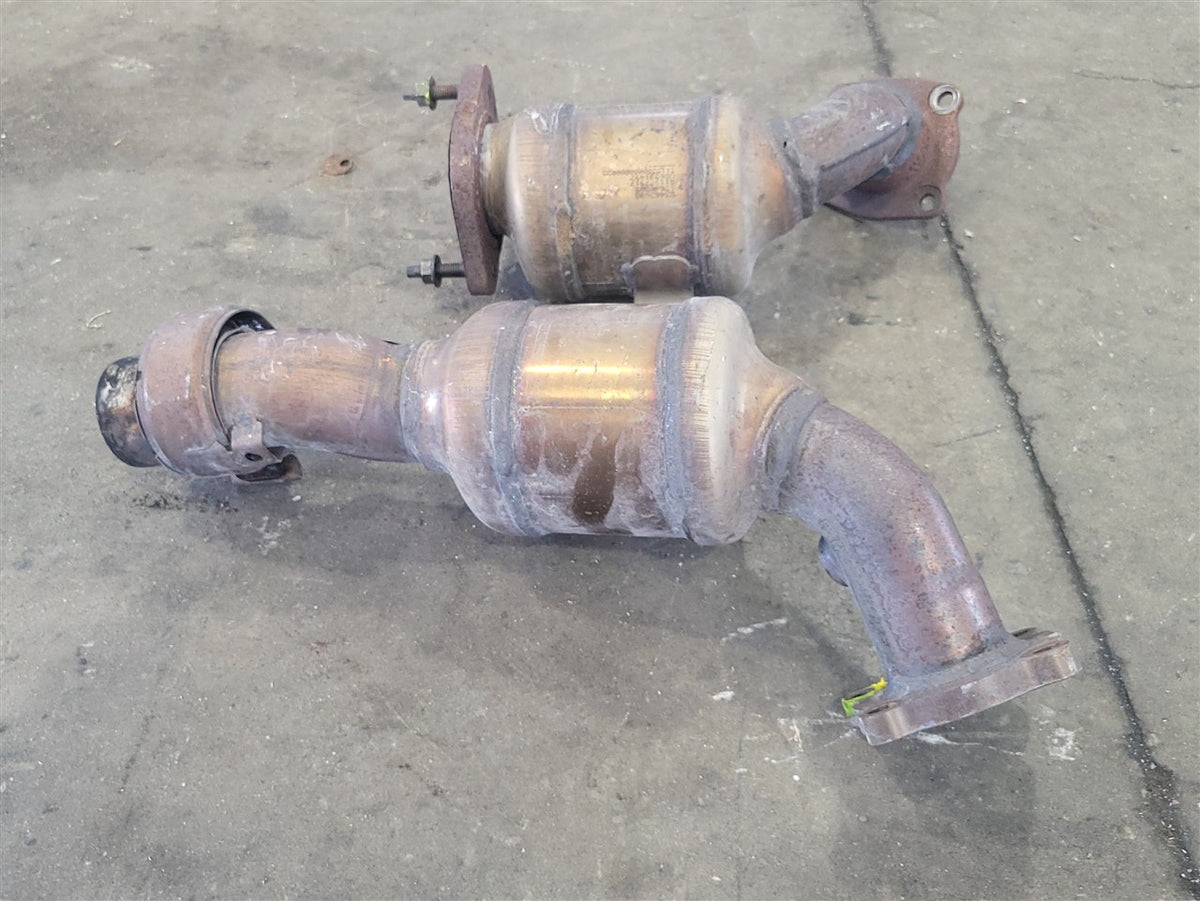 Used OEM 2016-2024 CAMARO SS 6 2L EXHAUST Y PIPE PAIR LH RH 19420274, actual item photo 8
