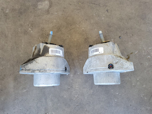 Used OEM 2016-2024 CAMARO 6 2L ENGINE MOTOR MOUNTS PAIR LH RH, actual item photo 1