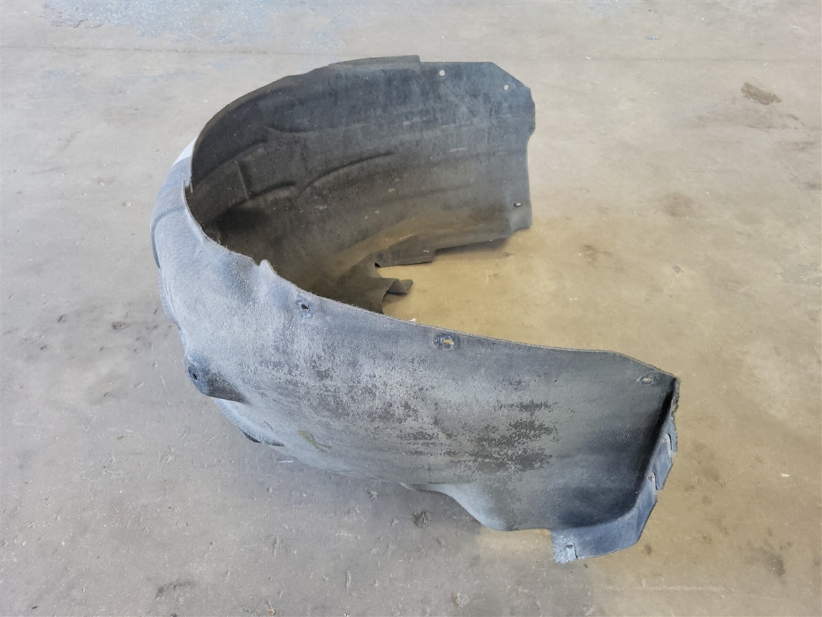 Used OEM 2016-2024 CAMARO SS 1LE A1Y REAR WHEEL WELL LINER PASSENGER, actual item photo 6