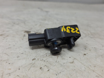 Used OEM 2016-2022 CAMARO CRASH SENSOR 13593676, actual item photo 4