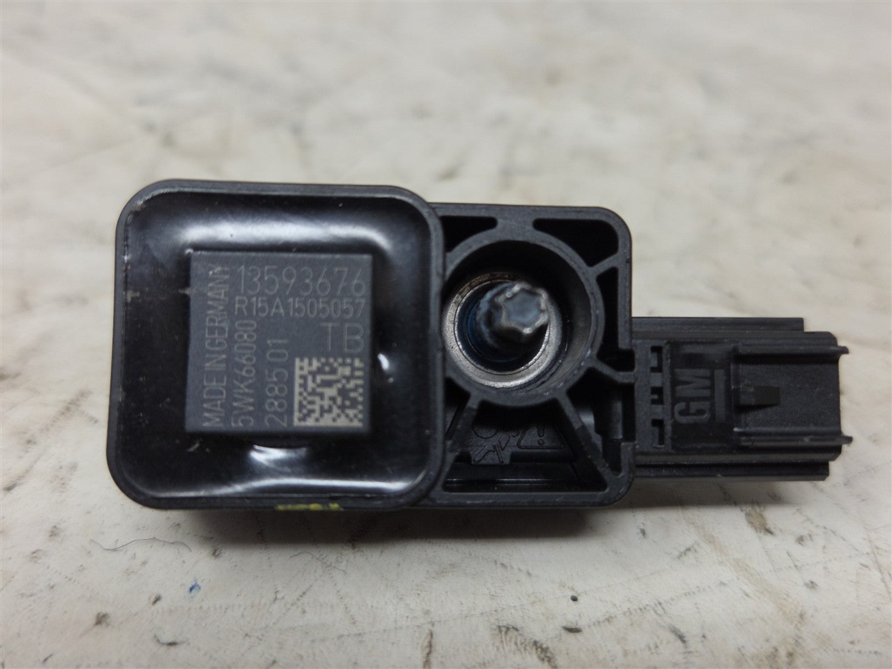 Used OEM 2016-2022 CAMARO CRASH SENSOR 13593676, actual item photo 1