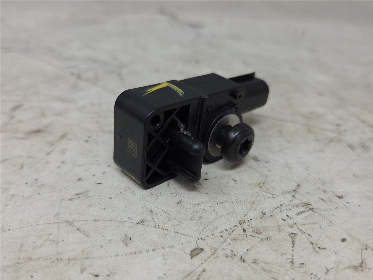 Used OEM 2016-2022 CAMARO CRASH SENSOR 13593676, actual item photo 2