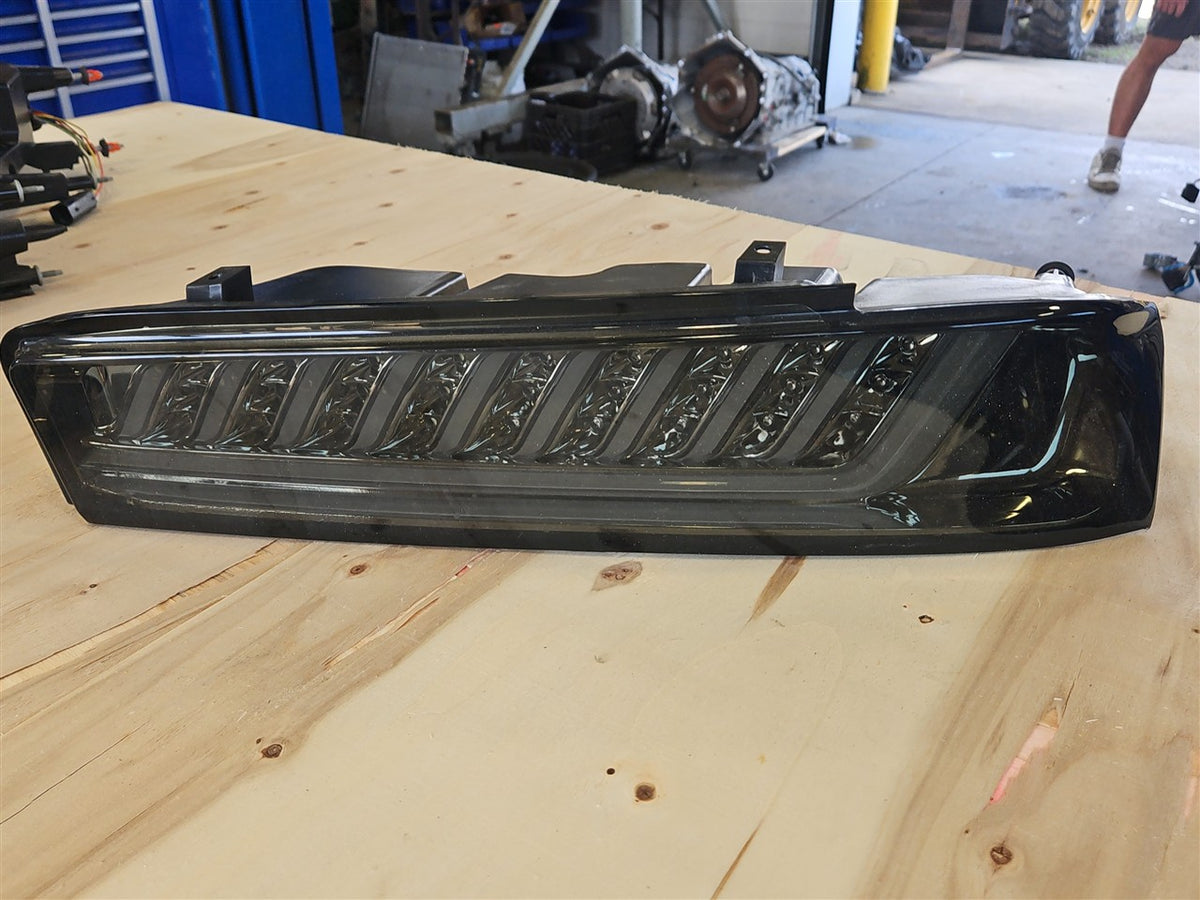 Used OEM 2016-2018 CAMARO SPEC D SEQUENTIAL TAIL LIGHTS PAIR SMOKED, actual item photo 8