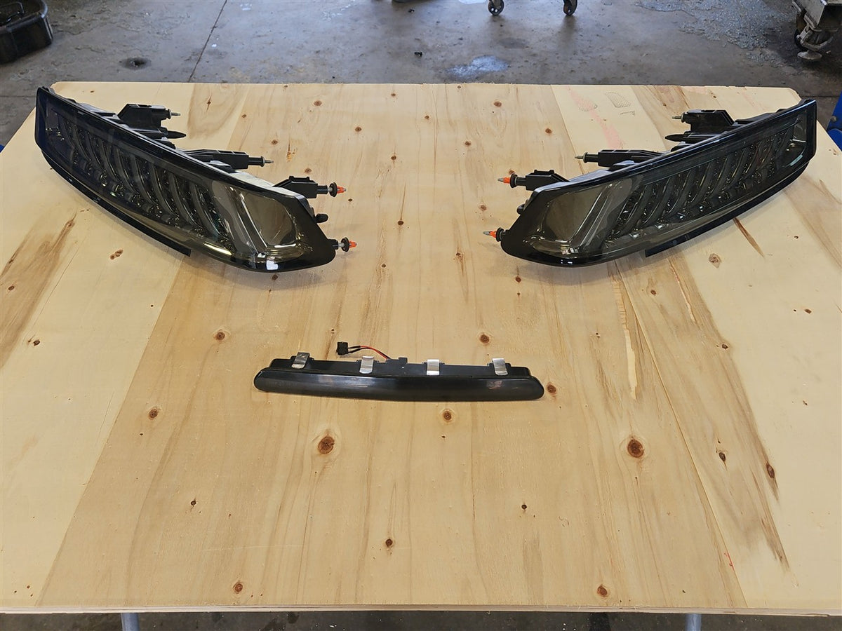 Used OEM 2016-2018 CAMARO SPEC D SEQUENTIAL TAIL LIGHTS PAIR SMOKED, actual item photo 16