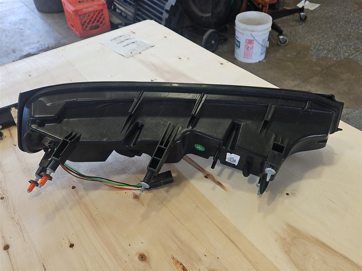 Used OEM 2016-2018 CAMARO SPEC D SEQUENTIAL TAIL LIGHTS PAIR SMOKED, actual item photo 22