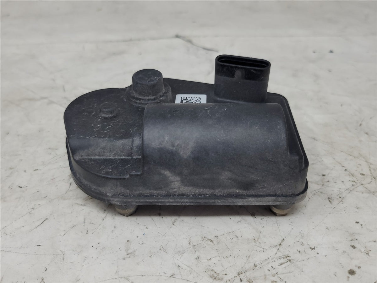 Used OEM 2016-2024 CAMARO NPP BI MODE AFM EXHAUST VALVE ACTUATOR, actual item photo 2