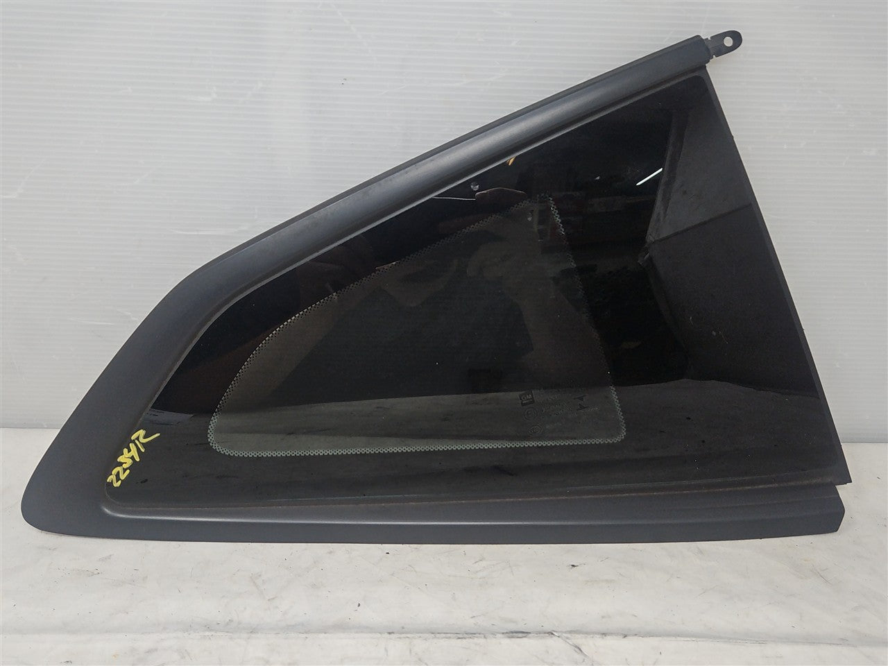 Used OEM 2016-2024 CAMARO QUARTER GLASS RH PASSENGER COUPE, actual item photo 1