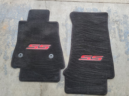 Used OEM 2016-2024 CAMARO FRONT FLOOR MATS PAIR BLACK WITH RED CAMARO, actual item photo 1