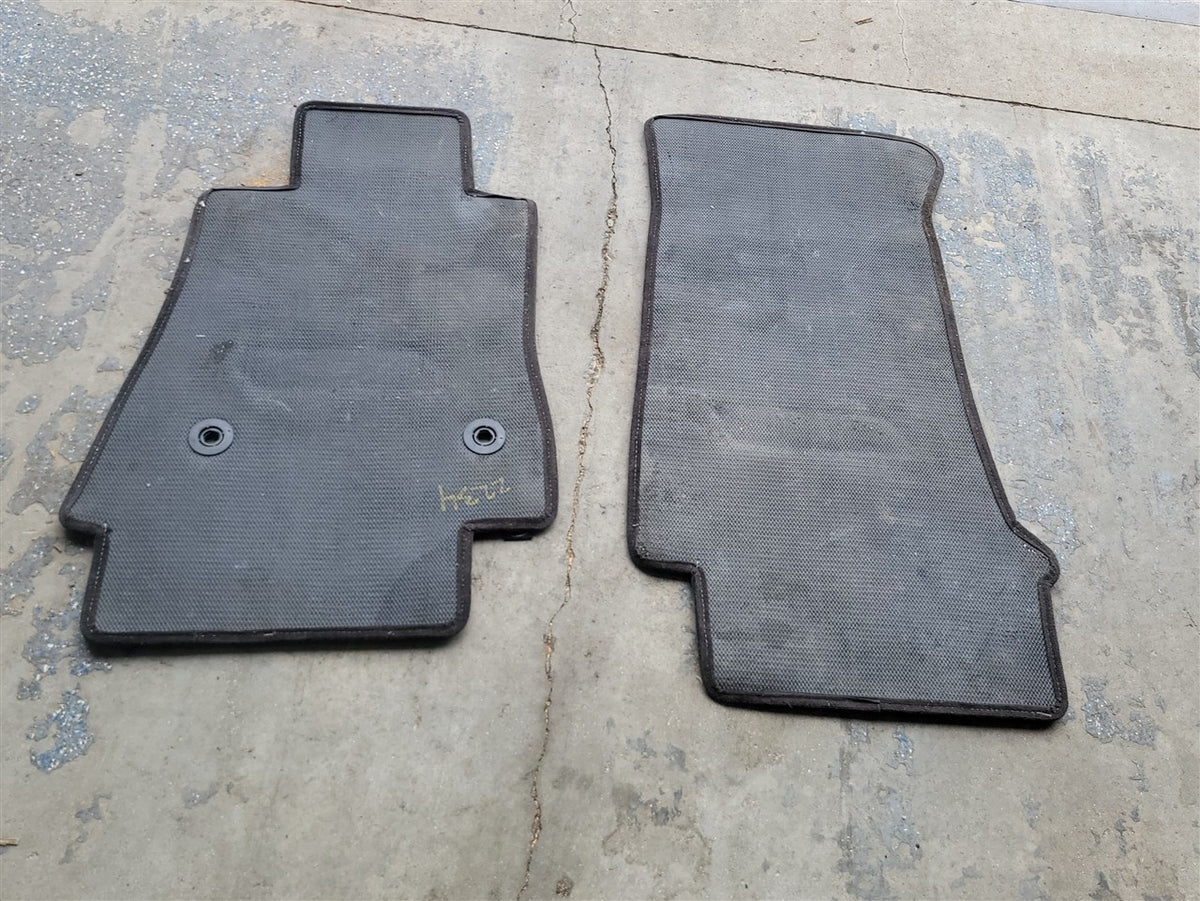 Used OEM 2016-2024 CAMARO FRONT FLOOR MATS PAIR BLACK WITH RED CAMARO, actual item photo 7