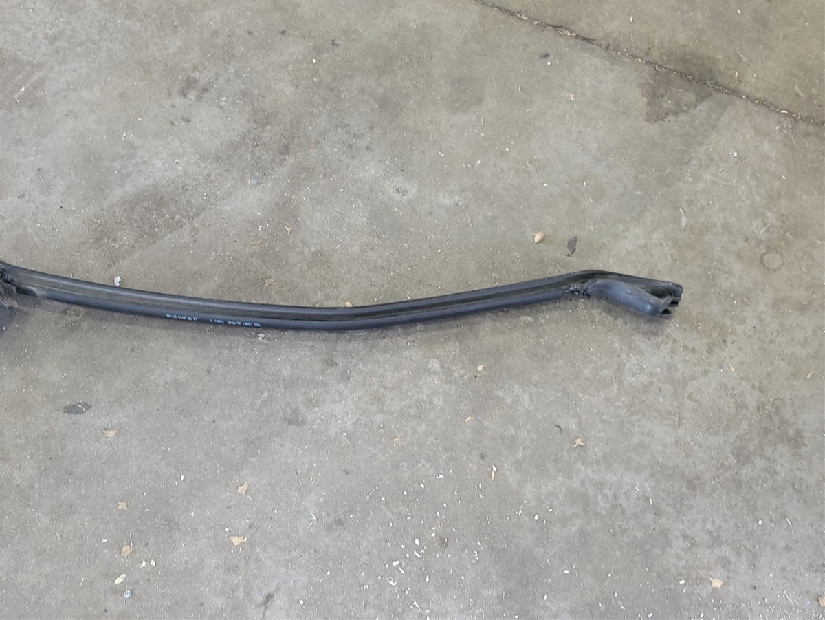 Used OEM 2005-2013 CORVETTE C6 TARGA TOP HALO ROOF WEATHERSTRIP REAR, actual item photo 2