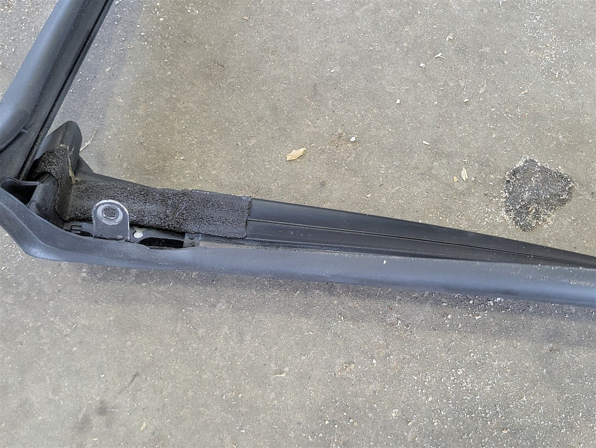 Used OEM 2005-2013 CORVETTE C6 TARGA TOP HALO ROOF WEATHERSTRIP REAR, actual item photo 13