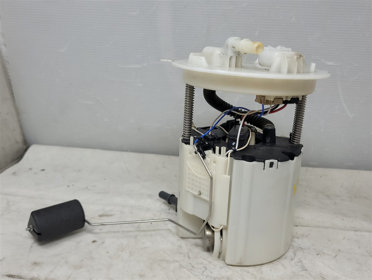 Used OEM 2010-2015 CAMARO FUEL PUMP ASSEMBLY 6 2L IN TANK 72K MILES, actual item photo 2