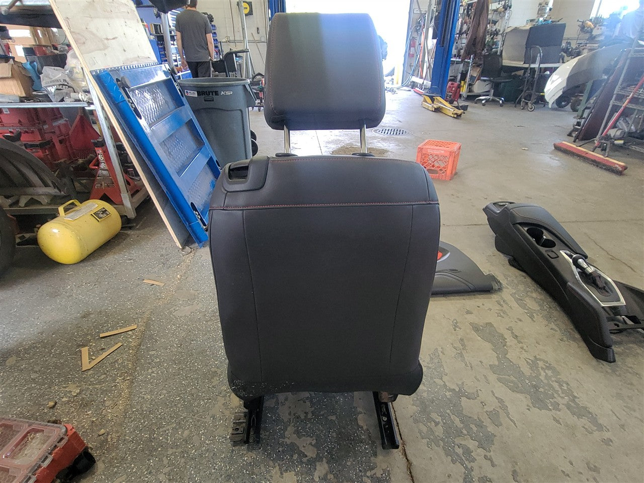 Used OEM 2016 CAMARO FRONT AND REAR SEATS CENTER CONSOLE DOOR PANELS, actual item photo 6