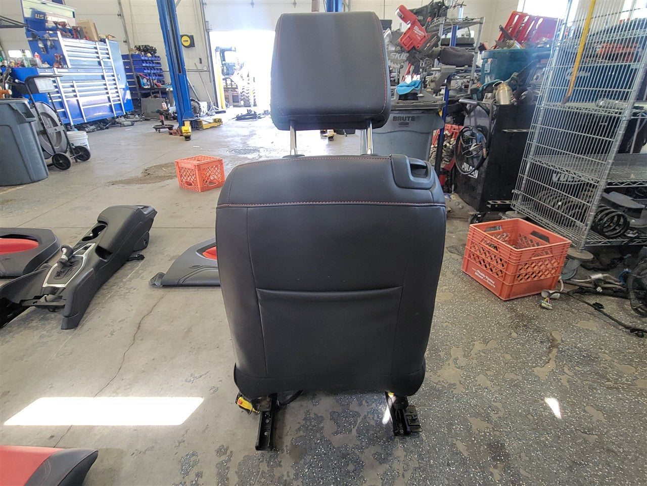Used OEM 2016 CAMARO FRONT AND REAR SEATS CENTER CONSOLE DOOR PANELS, actual item photo 10