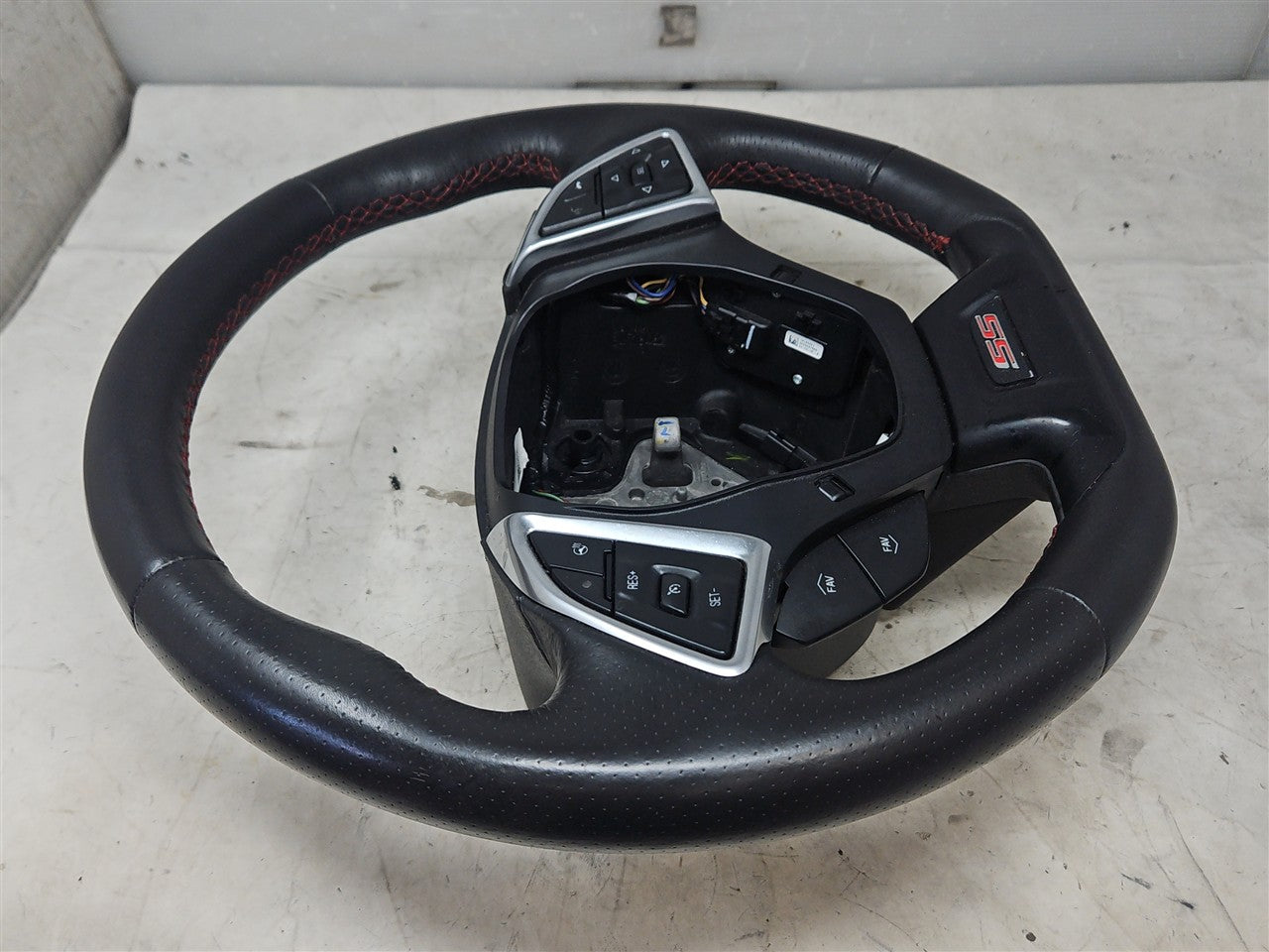 Used OEM 2016-2024 CAMARO LEATHER STEERING WHEEL HEATED AUTO PADDLES, actual item photo 5