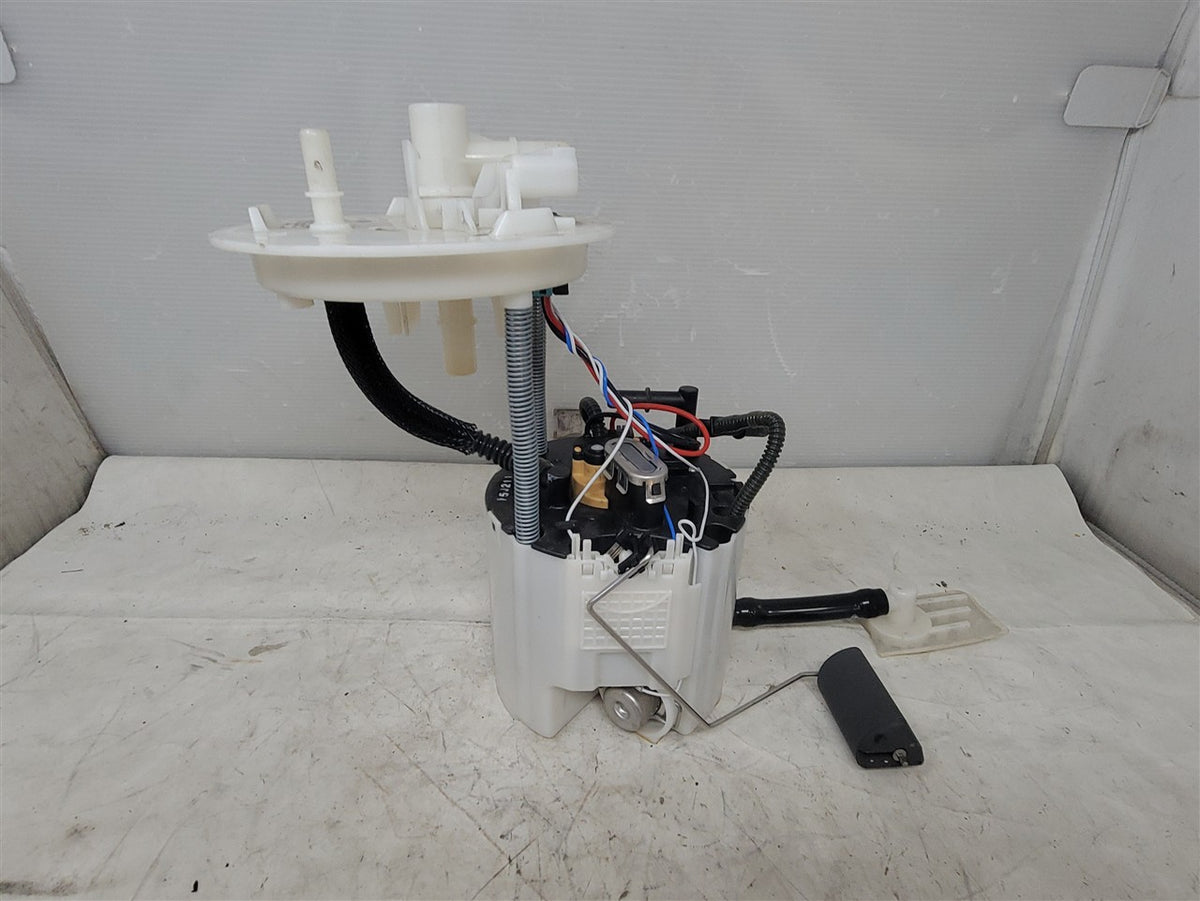 Used OEM 2016-2021 CAMARO 6 2L SS IN TANK FUEL PUMP ASSEMBLY 20K, actual item photo 1