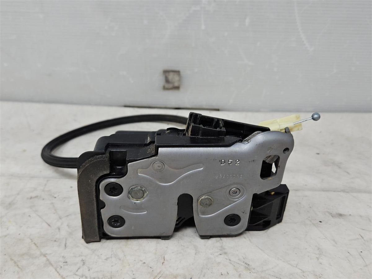 Used OEM 2015 SIERRA FRONT PASSENGER RH DOOR LATCH, actual item photo 6