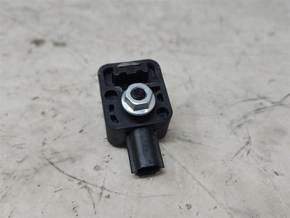 Used OEM 2015 SIERRA SIDE CRASH SENSOR 13578677, actual item photo 4