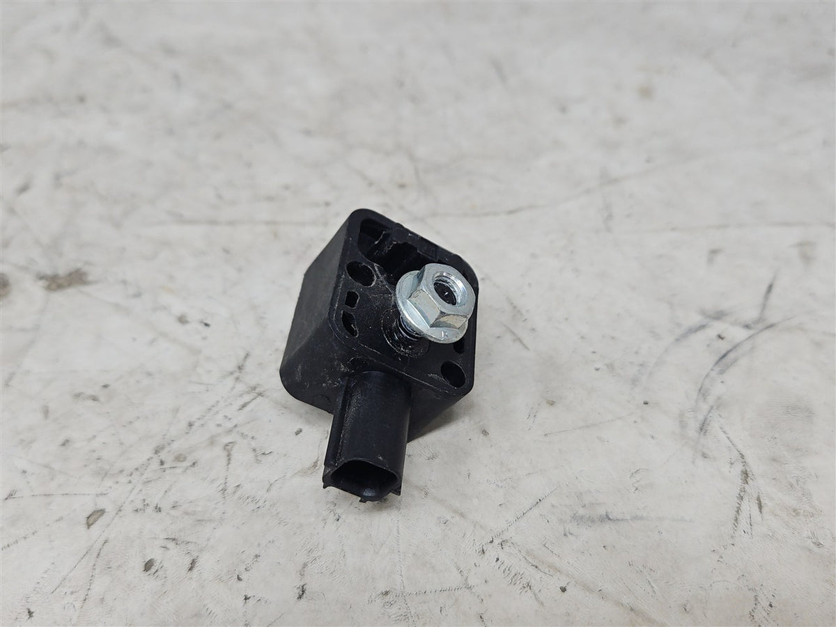 Used OEM 2015 SIERRA SIDE CRASH SENSOR 13578677, actual item photo 4