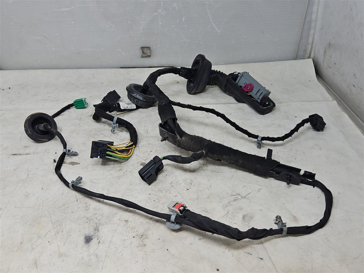 Used OEM 2015-2019 SIERRA SILVERADO FRONT RH PASSENGER DOOR WIRE, actual item photo 1