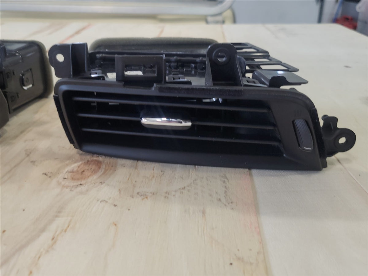 Used OEM 2014-2019 SIERRA SILVERADO SET OF 4 DASH VENTS AC HEAT BLACK, actual item photo 13