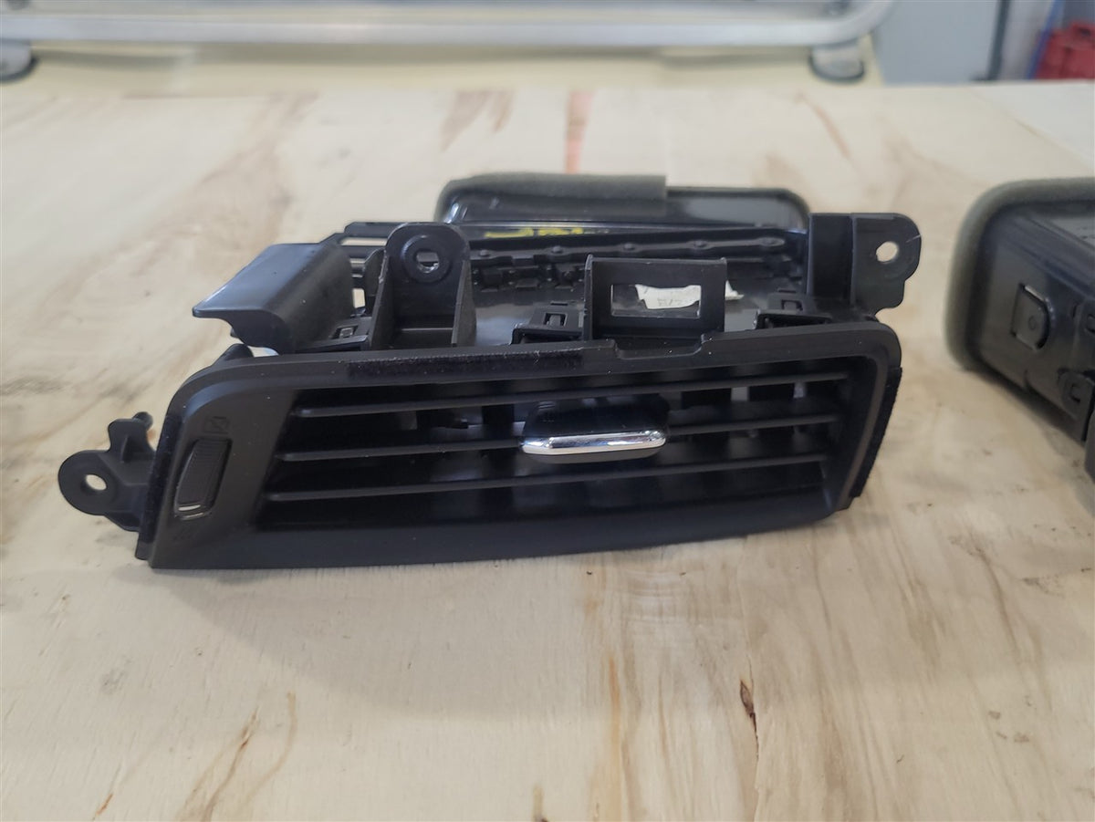 Used OEM 2014-2019 SIERRA SILVERADO SET OF 4 DASH VENTS AC HEAT BLACK, actual item photo 14