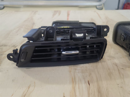 Used OEM 2014-2019 SIERRA SILVERADO SET OF 4 DASH VENTS AC HEAT BLACK, actual item photo 14