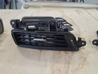 Used OEM 2014-2019 SIERRA SILVERADO SET OF 4 DASH VENTS AC HEAT BLACK, actual item photo 15