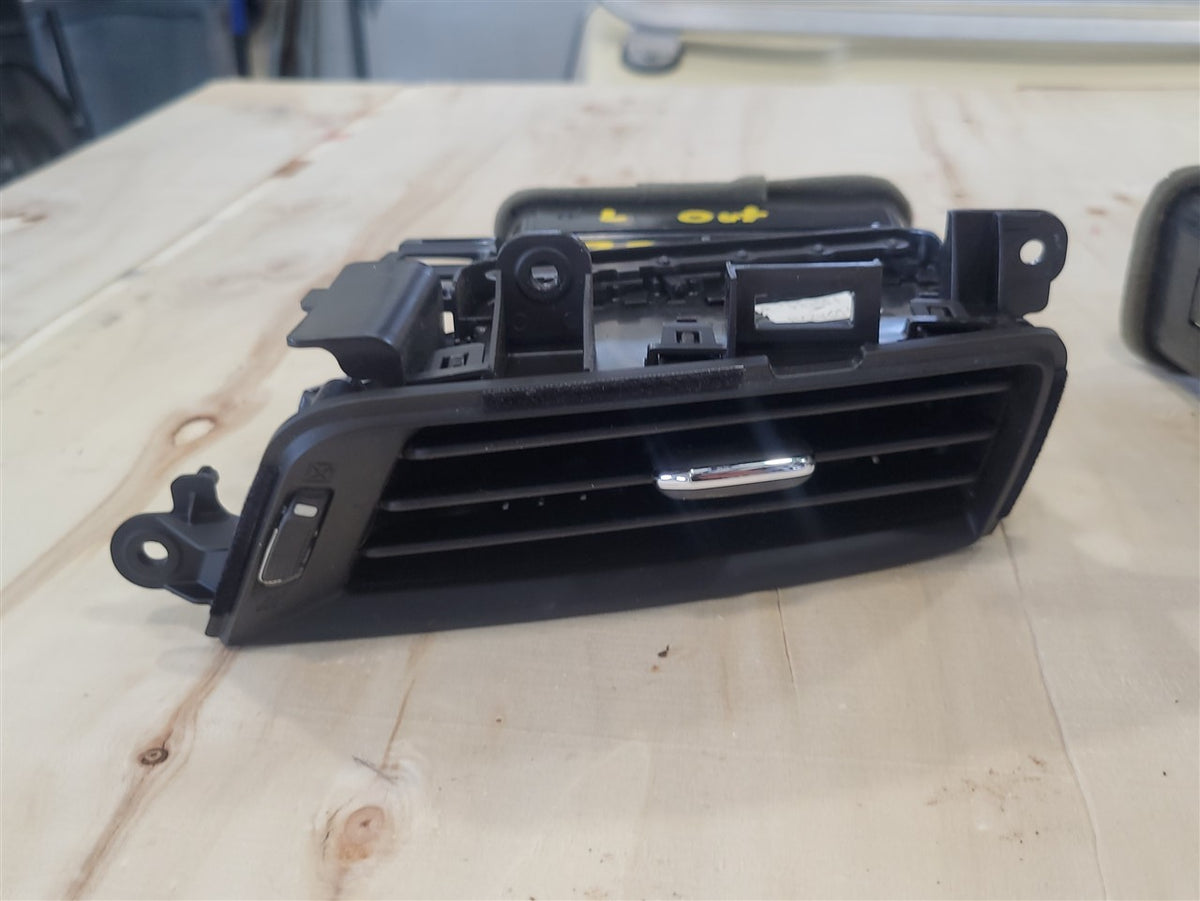 Used OEM 2014-2019 SIERRA SILVERADO SET OF 4 DASH VENTS AC HEAT BLACK, actual item photo 16