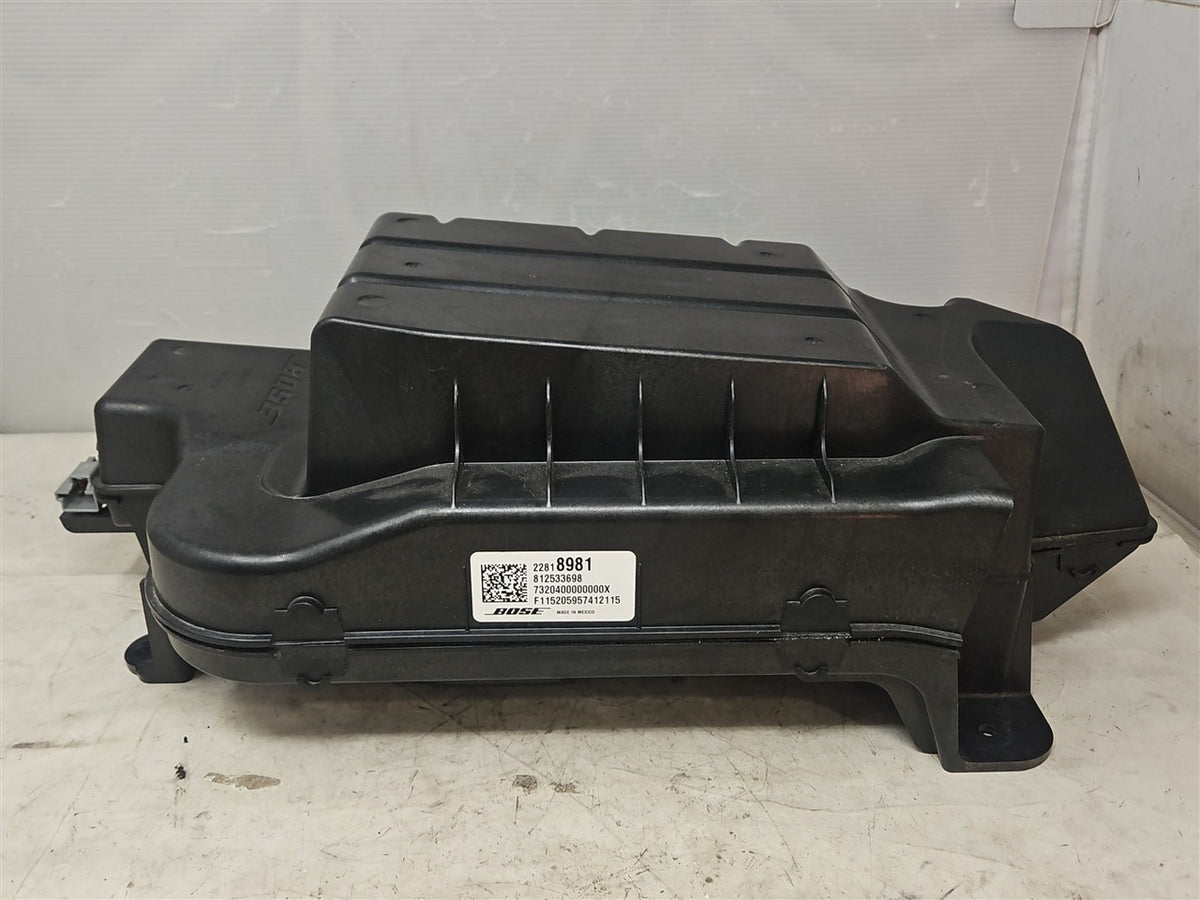 Used OEM 2014-2020 SIERRA SILVERADO ESCALADE TAHOE YUKON CENTER, actual item photo 1