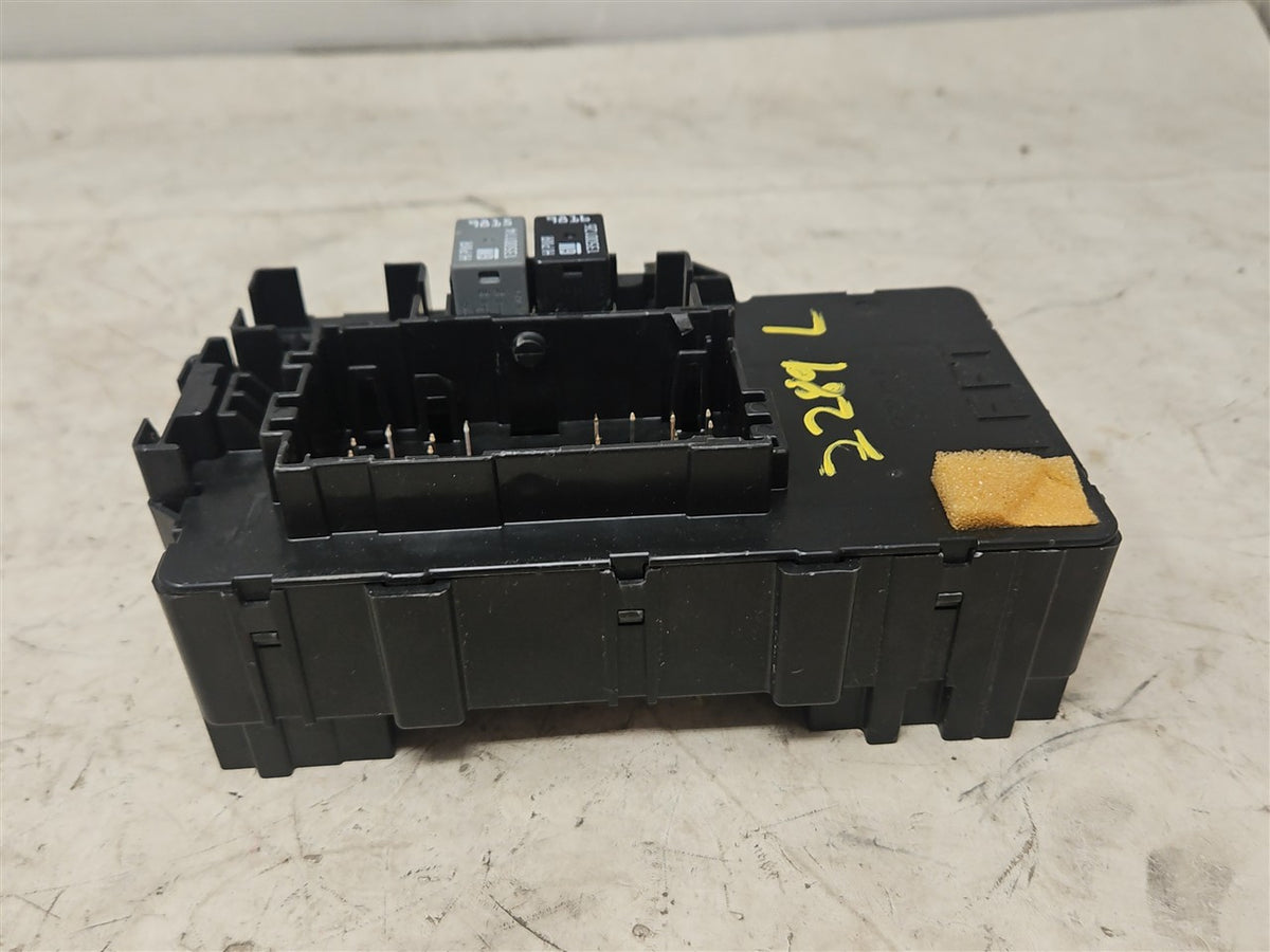 Used OEM 2014-2019 SIERRA SILVERADO CABIN FUSE BOX LH DRIVER DASH, actual item photo 8