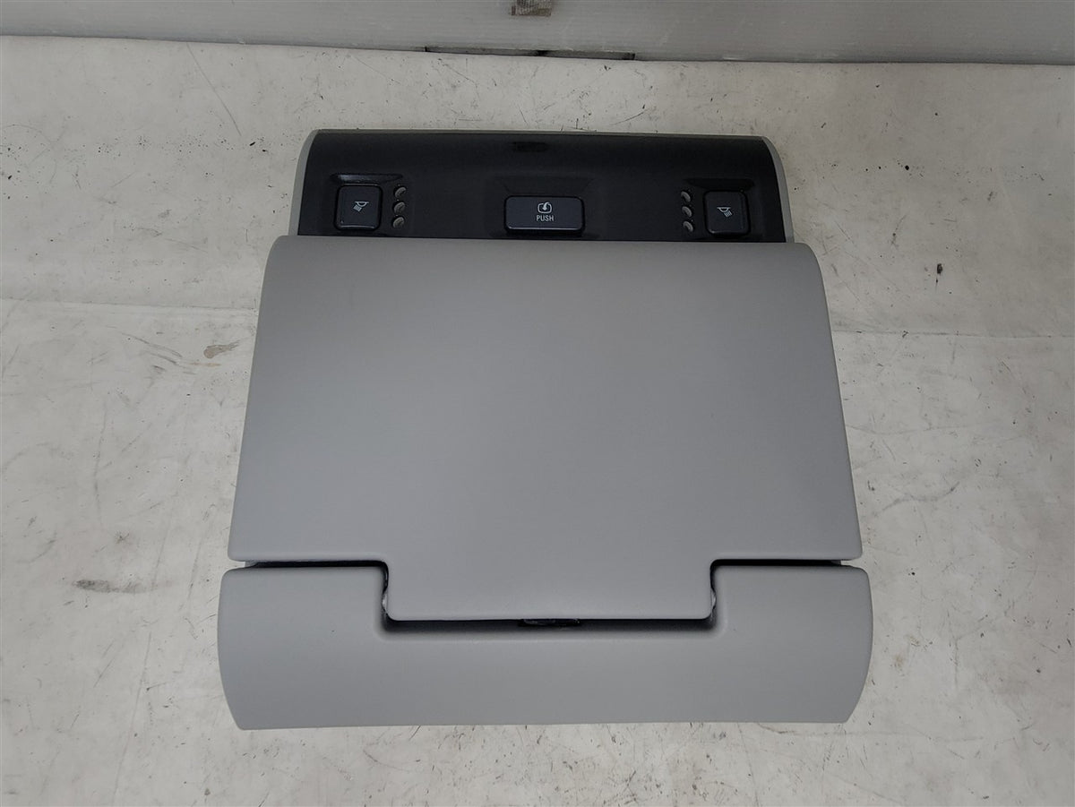 Used OEM 2015 SIERRA SILVERADO OVERHEAD VIDEO PLAYER SCREEN ASH GREY, actual item photo 1