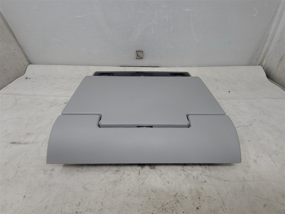 Used OEM 2015 SIERRA SILVERADO OVERHEAD VIDEO PLAYER SCREEN ASH GREY, actual item photo 2