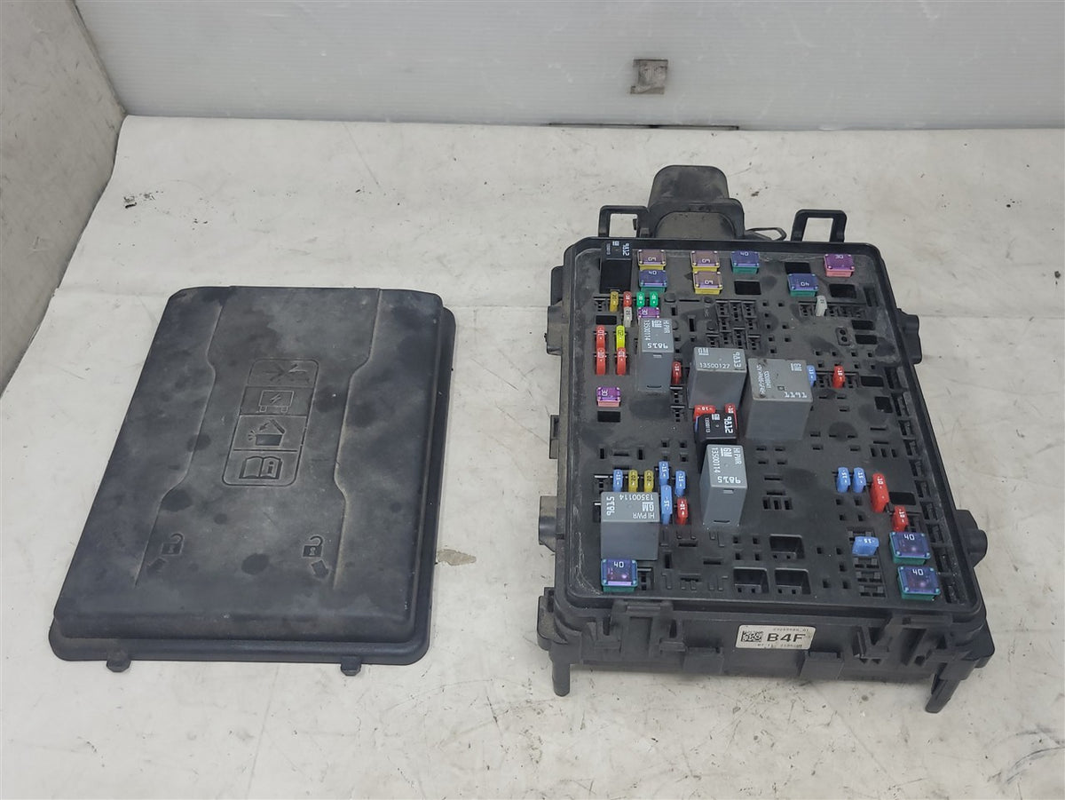 Used OEM 2014-2017 SIERRA SILVERADO ENGINE BAY FUSE BOX WITH LID, actual item photo 2