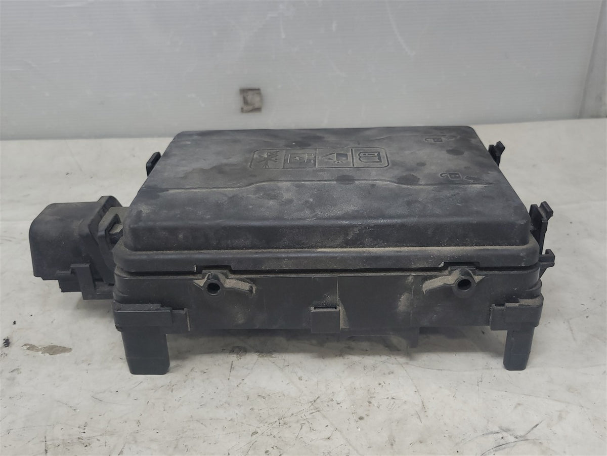 Used OEM 2014-2017 SIERRA SILVERADO ENGINE BAY FUSE BOX WITH LID, actual item photo 11