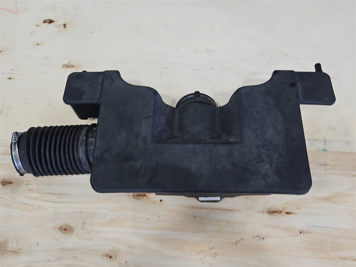 Used OEM 2014-2019 SIERRA SILVERADO 1500 AIR INTAKE TUBE RESONATOR, actual item photo 10