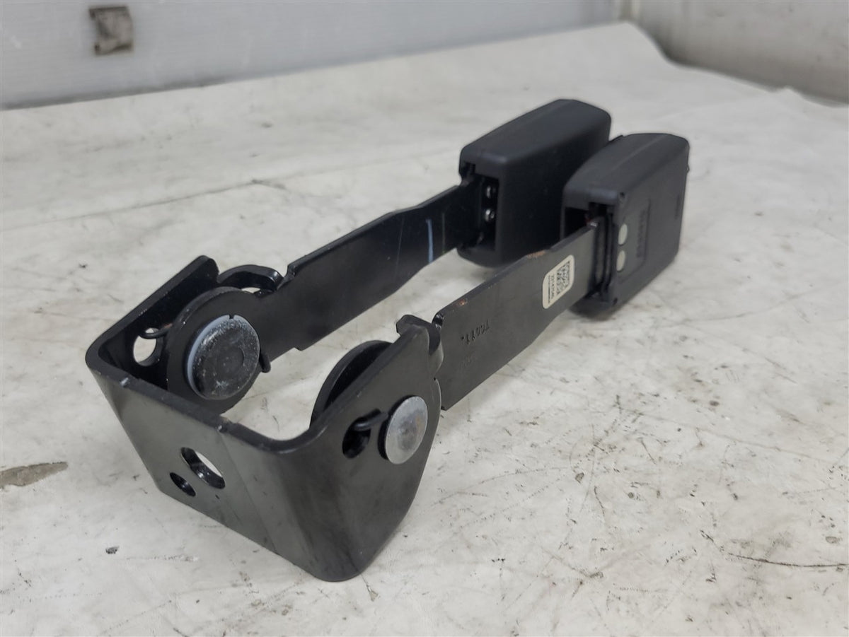 Used OEM 2014-2019 SIERRA SILVERADO REAR SEAT BELT DOUBLE BUCKLE, actual item photo 5