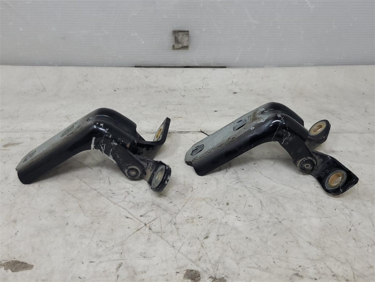 Used OEM 2014-2026 SIERRA SILVERADO FRONT DOOR HINGES UPPER LOWER, actual item photo 4